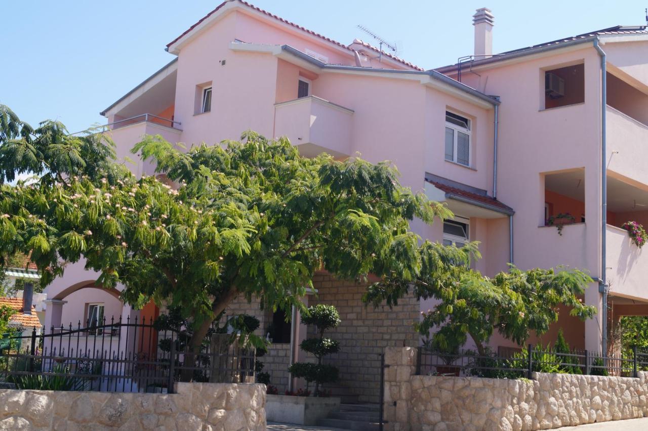 Apartments Tomic Biograd Na Moru Exterior photo