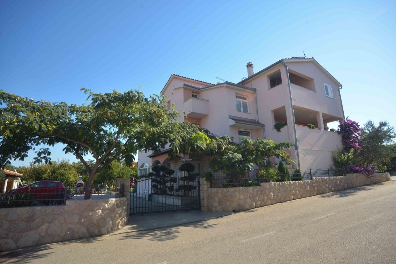 Apartments Tomic Biograd Na Moru Exterior photo