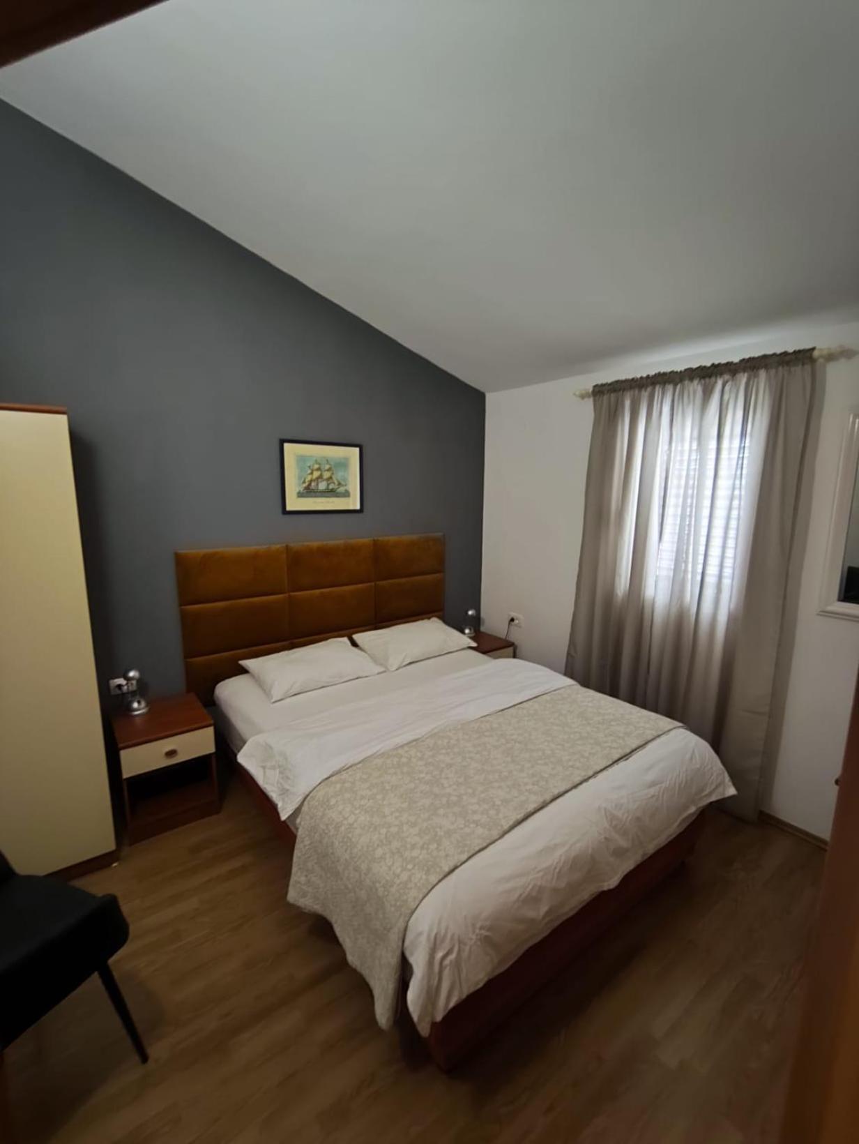 Apartments Tomic Biograd Na Moru Exterior photo