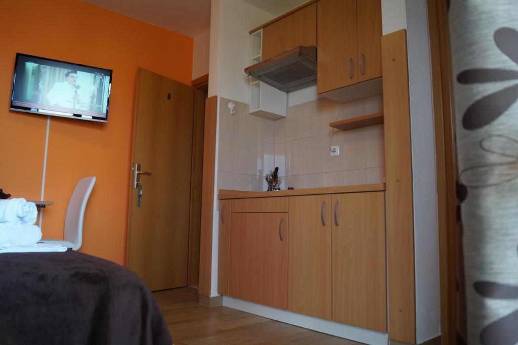 Apartments Tomic Biograd Na Moru Room photo